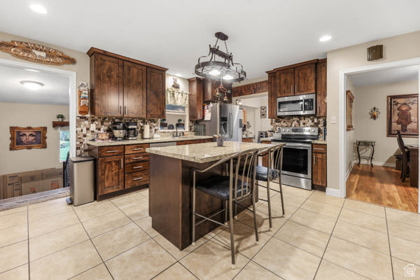 81 S 100 W
                     MLS #2112563