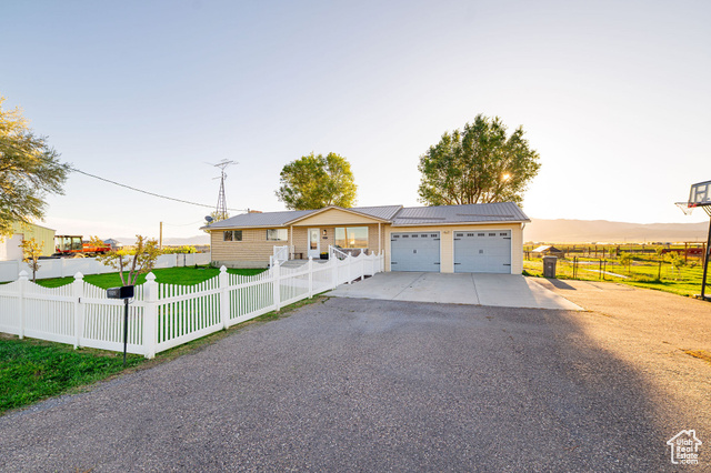 Photo 2 for MLS #2112590 at 10325 S 23000 West