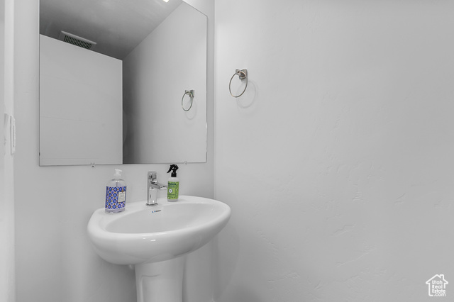 Photo 9 for MLS #2112592 at 1570 S Main St #102