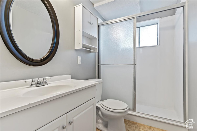 Photo 21 for MLS #2112604 at 780 Barlow St
