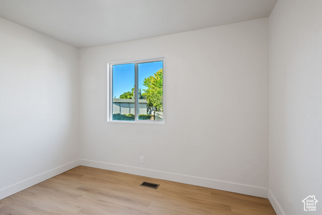 Photo 11 for MLS #2112607 at 3504 W 8245 South