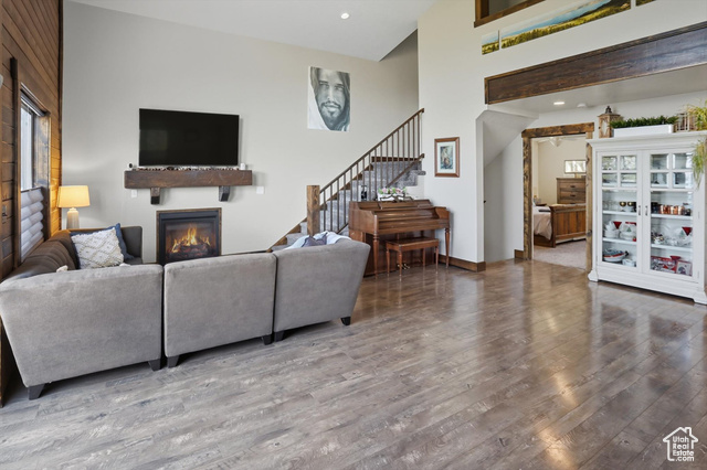 Photo 6 for MLS #2112622 at 825 N Buffsilt Ct