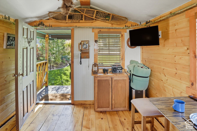 Photo 47 for MLS #2112622 at 825 N Buffsilt Ct