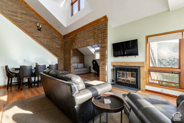 Photo 6 for MLS #2112625 at 3285 W Lower Saddleback Rd #5A