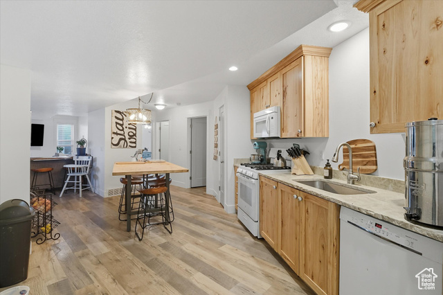 Photo 41 for MLS #2112634 at 164 E 200 South