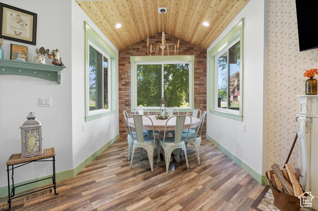 Photo 15 for MLS #2112634 at 164 E 200 South