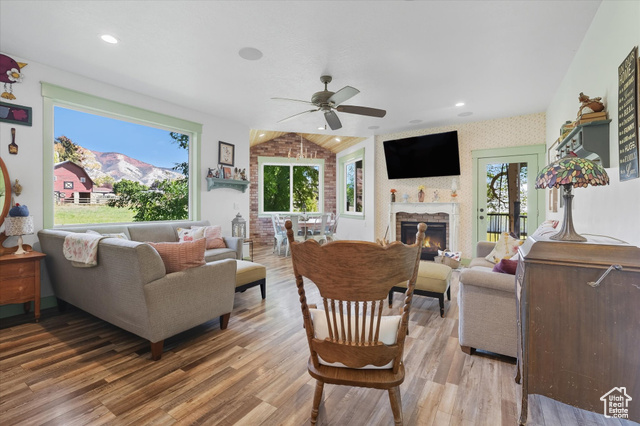 Photo 14 for MLS #2112634 at 164 E 200 South