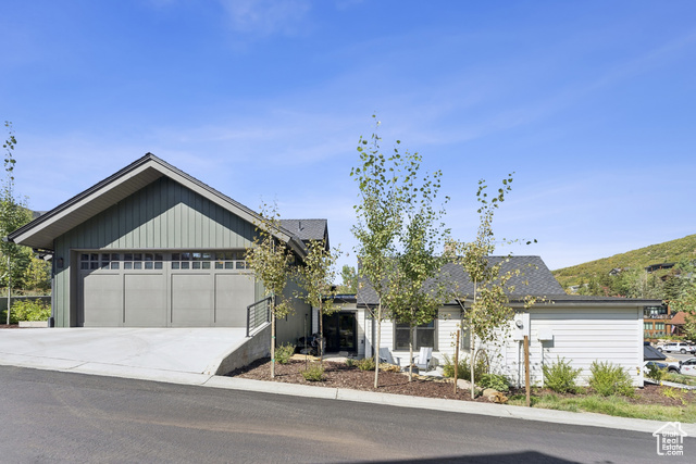 Photo 57 for MLS #2112637 at 755 Rossie Hill Dr