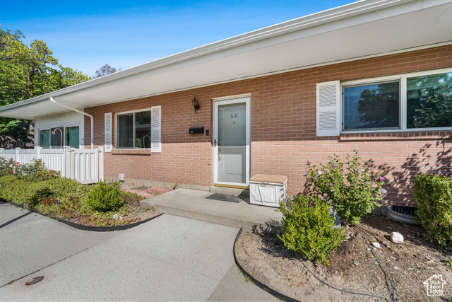 2262 CARRIAGE LN #66, Salt Lake City UT 84117