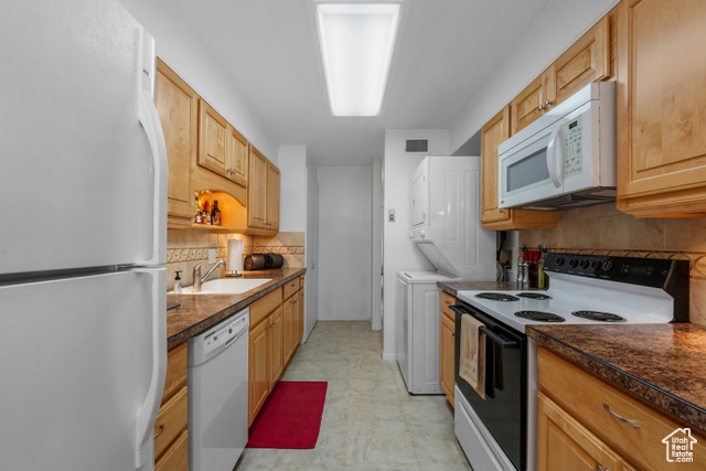 Photo 7 for MLS #2112641 at 2262 Carriage Ln #66