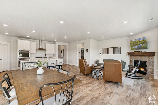 Photo 6 for MLS #2112643 at 1128 N Springer View Loop