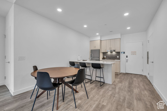 Photo 8 for MLS #2112645 at 2303 Deer Hollow Rd #1333