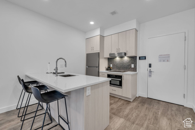 Photo 6 for MLS #2112645 at 2303 Deer Hollow Rd #1333