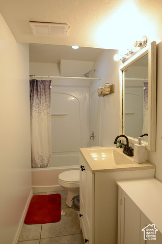 Photo 21 for MLS #2112657 at 6223 W Mill Valley Ln
