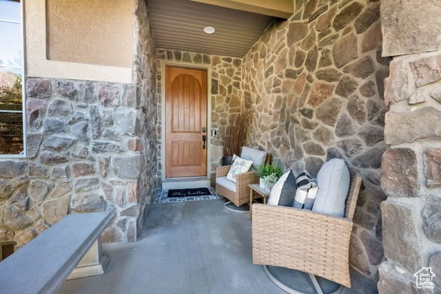 Photo 3 for MLS #2112664 at 2161 Lorita Way