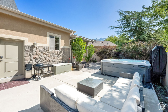 Photo 12 for MLS #2112664 at 2161 Lorita Way