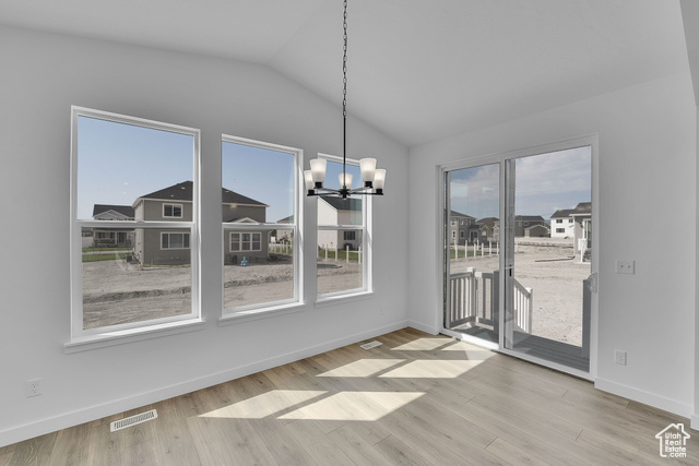Photo 9 for MLS #2112673 at 1206 E Horseshoe Way #504