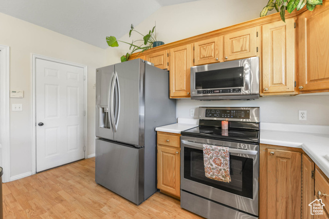 Photo 11 for MLS #2112693 at 2065 E Autumn St