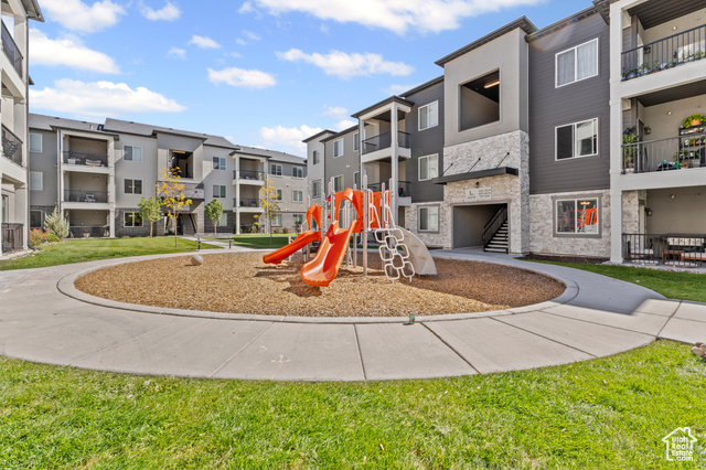 Photo 18 for MLS #2112750 at 1936 N 3410 West #101