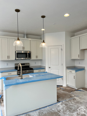6821 S MT MEEK DR #226, West Jordan UT 84081