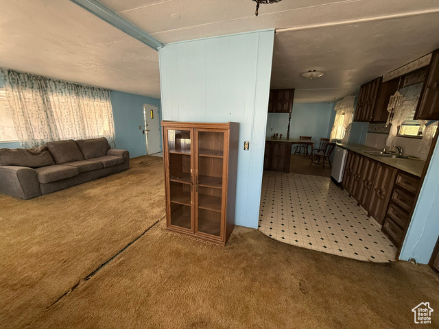 Photo 4 for MLS #2112814 at 246 Guenevere #81