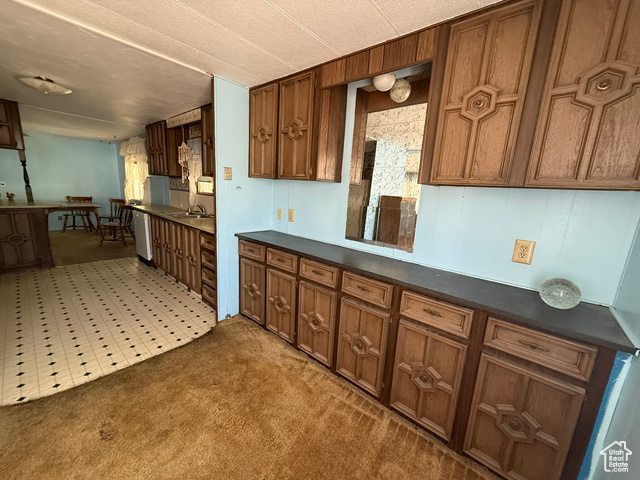 Photo 6 for MLS #2112814 at 246 Guenevere #81