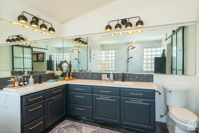 Photo 22 for MLS #2112824 at 2159 Fairway Hills Dr #40