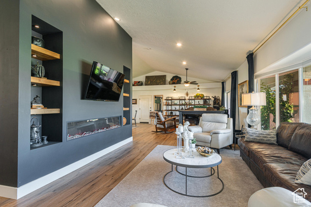 Photo 10 for MLS #2112824 at 2159 Fairway Hills Dr #40