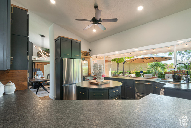 Photo 6 for MLS #2112824 at 2159 Fairway Hills Dr #40
