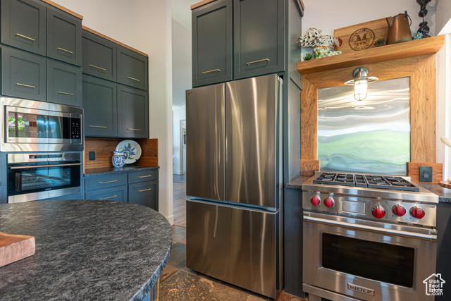Photo 8 for MLS #2112824 at 2159 Fairway Hills Dr #40