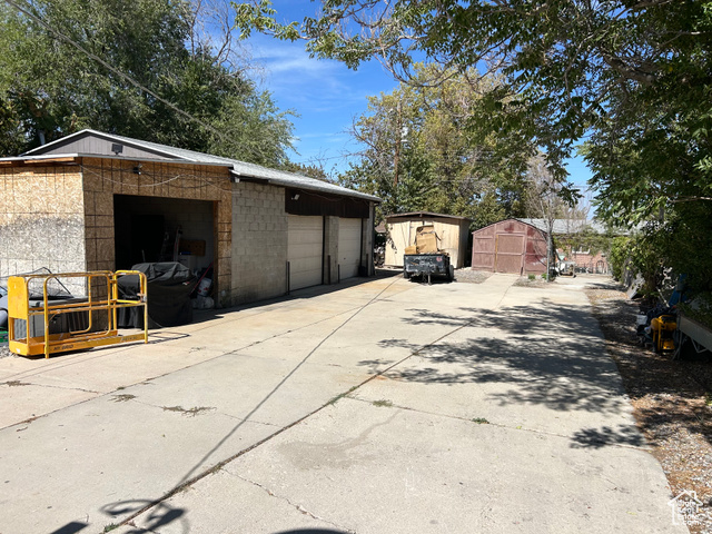 Photo 20 for MLS #2112835 at 4878 W Seneca Rd