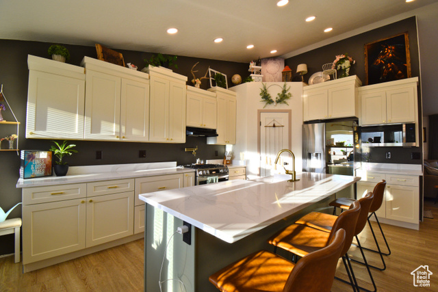 Photo 9 for MLS #2112843 at 34415 N 7925 East