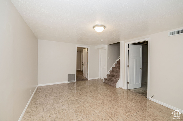 Photo 17 for MLS #2112855 at 573 E 5th St