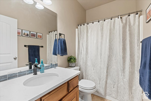 Photo 12 for MLS #2112857 at 5427 W Aylesbury Dr