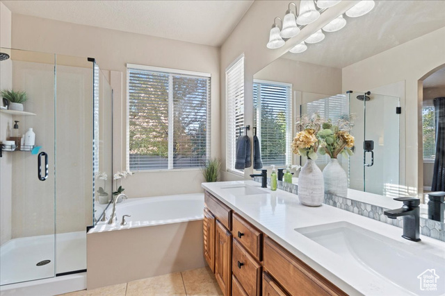 Photo 16 for MLS #2112857 at 5427 W Aylesbury Dr