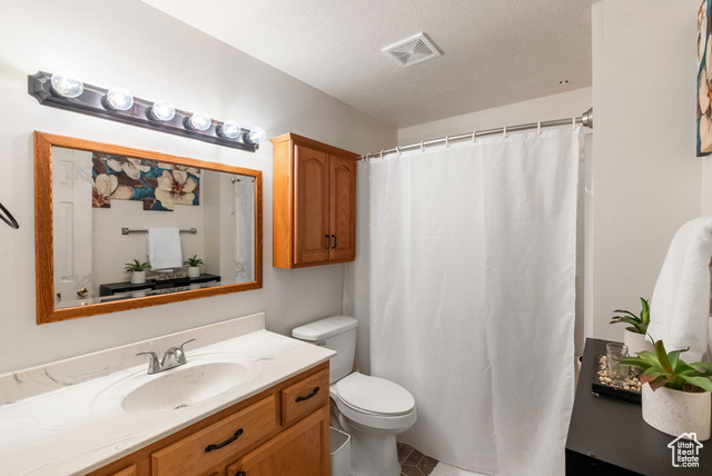 Photo 16 for MLS #2112864 at 1938 N 400 West