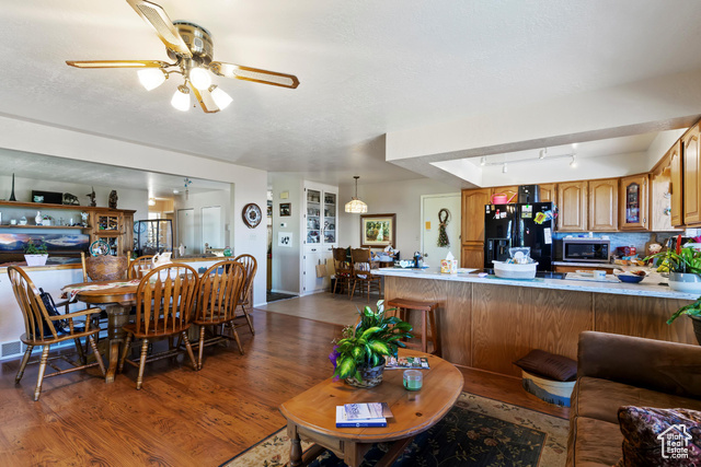 Photo 11 for MLS #2112873 at 2273 E Snoqualmie Cir Dr