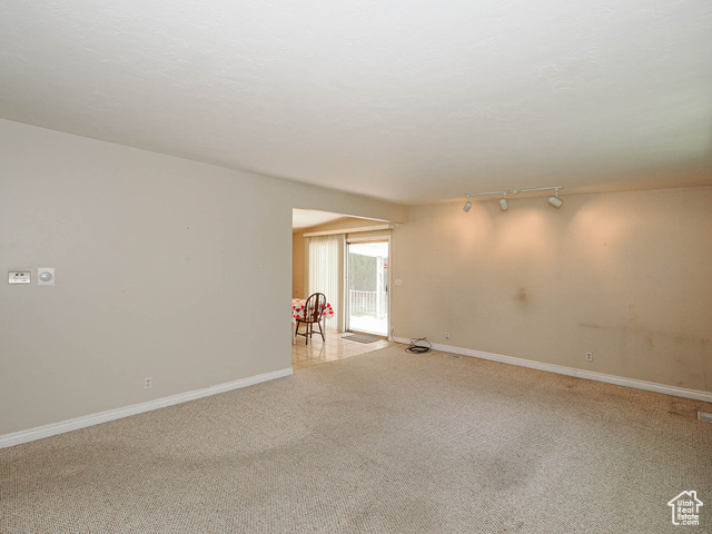 Photo 3 for MLS #2112878 at 2270 E Murray Holladay Rd #8