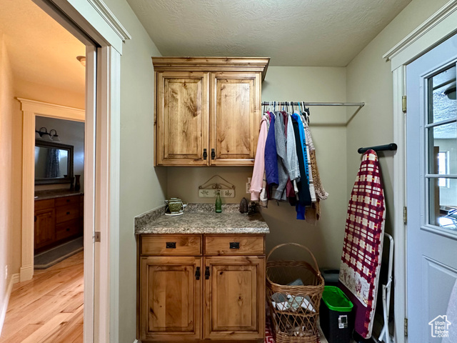 Photo 33 for MLS #2112884 at 653 N 200 East