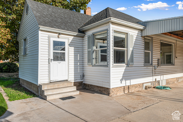 Photo 3 for MLS #2112885 at 180 E 400 North