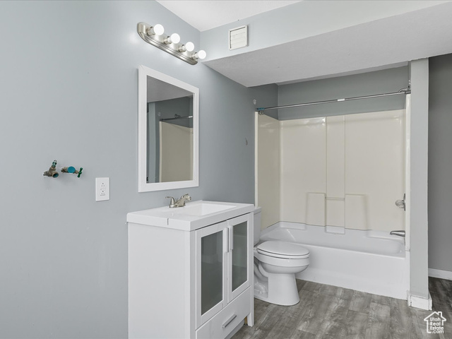 Photo 17 for MLS #2112890 at 87 S 490 East