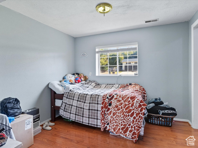 Photo 14 for MLS #2112890 at 87 S 490 East