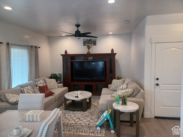 Photo 12 for MLS #2112898 at 1867 S Longview Rd