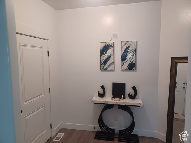 Photo 17 for MLS #2112898 at 1867 S Longview Rd