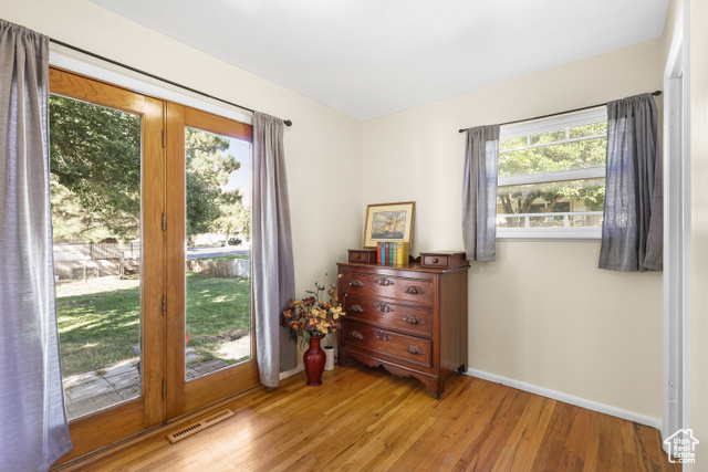 Photo 9 for MLS #2112910 at 1158 16th St