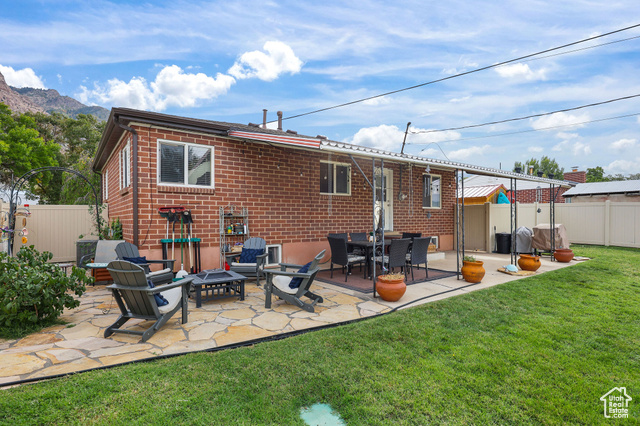 Photo 24 for MLS #2112923 at 261 Vanburen Ave