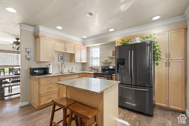 Photo 14 for MLS #2112923 at 261 Vanburen Ave