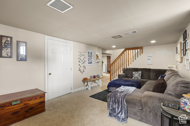 Photo 22 for MLS #2112923 at 261 Vanburen Ave