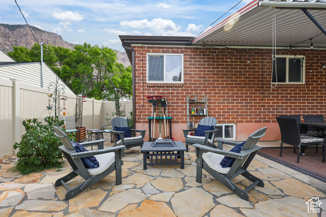Photo 28 for MLS #2112923 at 261 Vanburen Ave