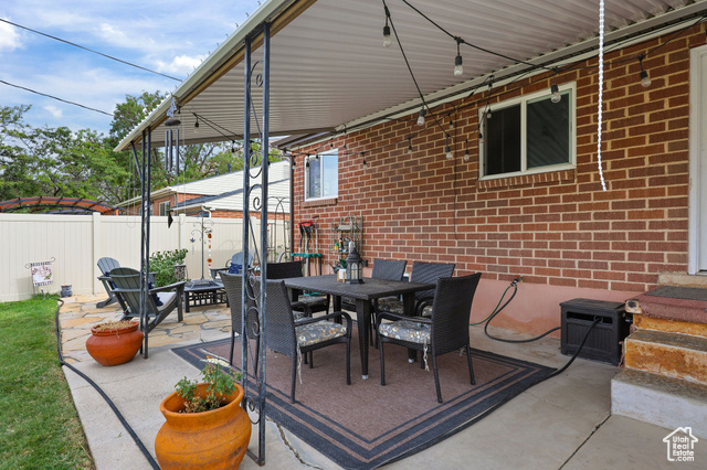 Photo 27 for MLS #2112923 at 261 Vanburen Ave